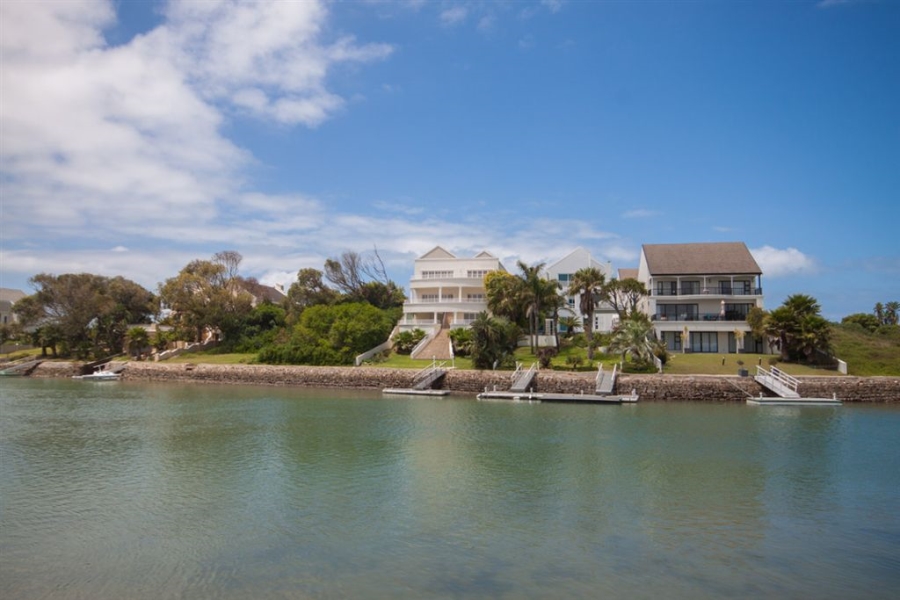 4 Bedroom Property for Sale in Royal Alfred Marina Eastern Cape